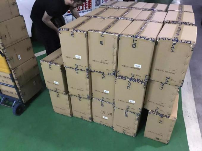 De Mijnbouw Equihash van A9++zmaster 来自 Innosilicon 算法, 最大算力 140ksol/S, 功耗 1550W